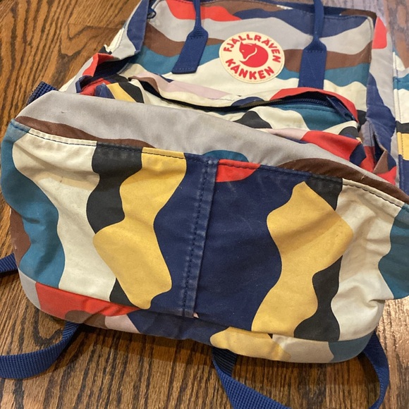 Fjallraven Laptop Backpack - Picture 3 of 5